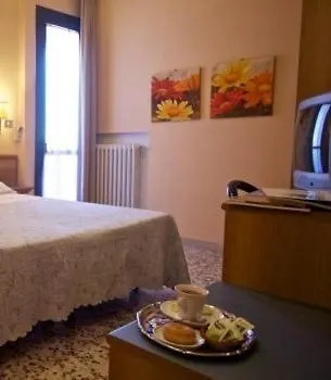 Hotel Astor Modena